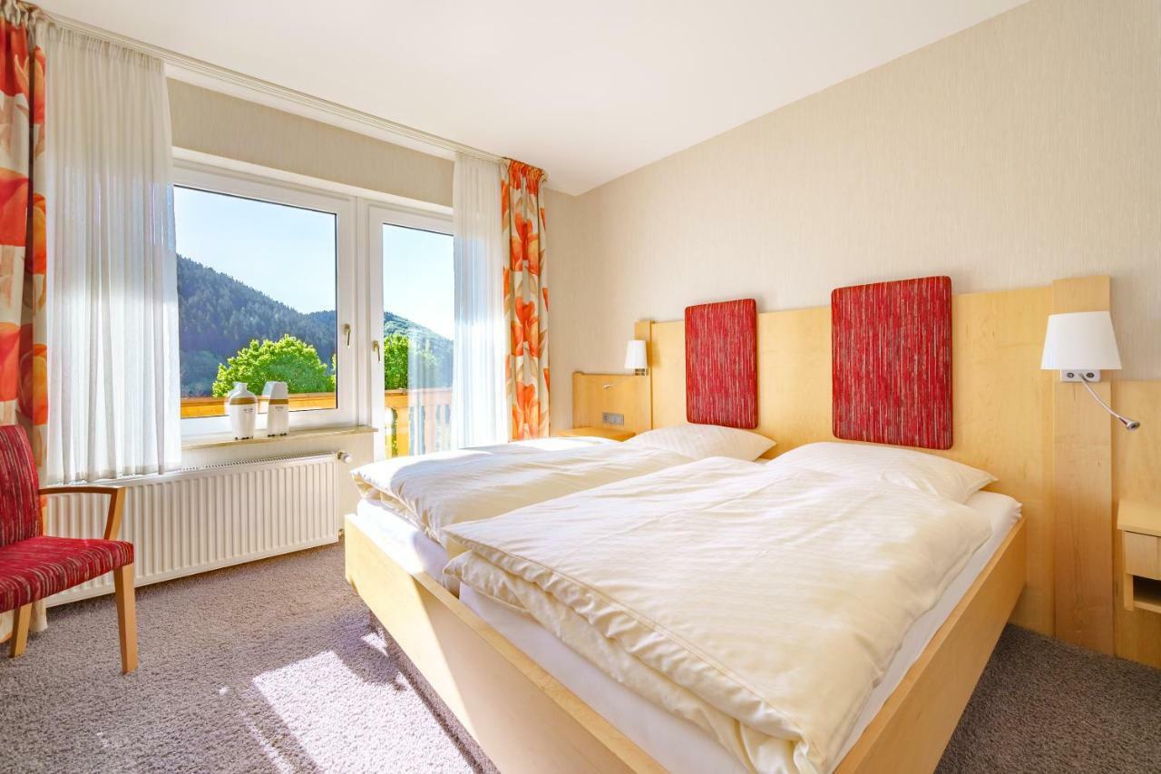 Haus Kieferneck Hotel Willingen  Exterior photo